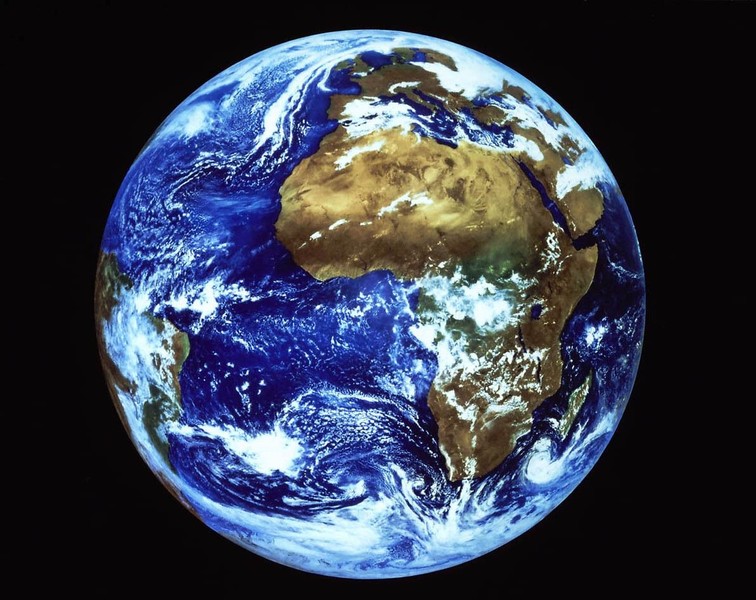Pourquoi la Terre est ronde ?